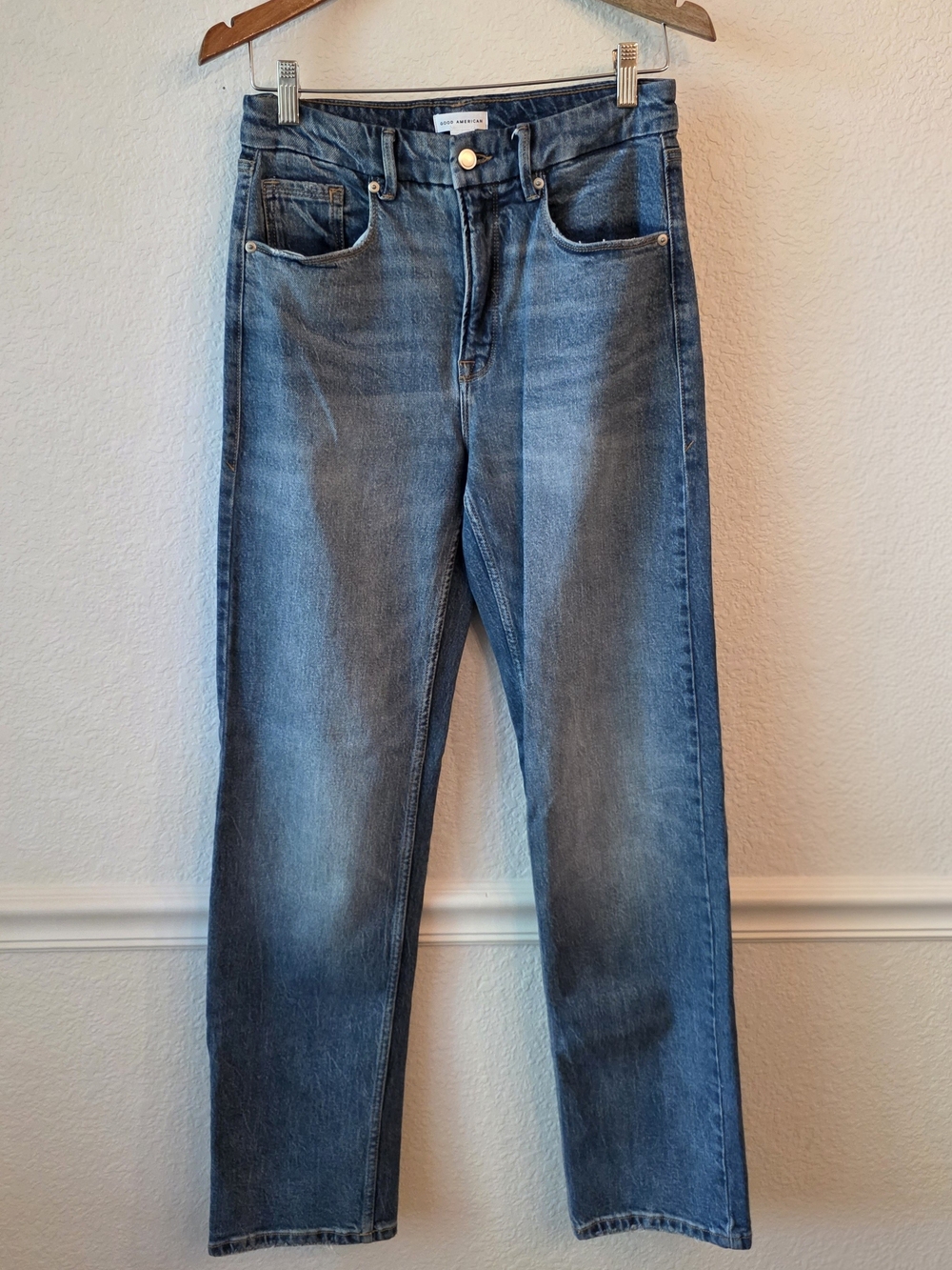 Good American "Good Icon" Straight-Leg Jeans